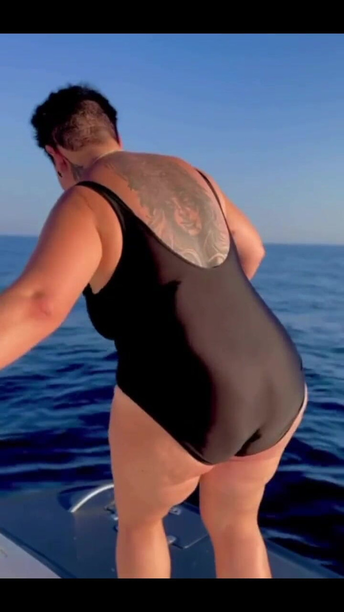 KarmenMilf: Yacht Vacations