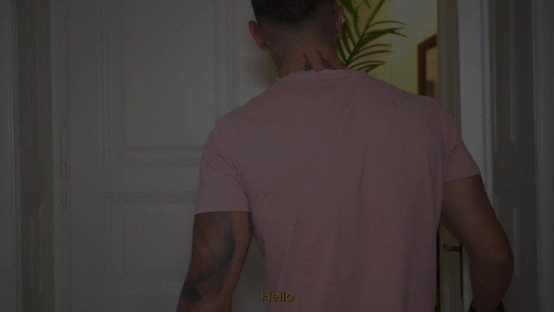 Valentino Roca TV: Płacenie facetowi kwiaciarni z moją dziewczyną cipki w trójkącie