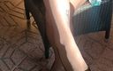 Coryna nylon: मेरे पैरों के लिए पेंटीहोज और सूरज