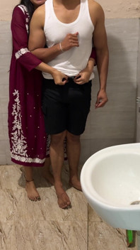 I'm Fucking Hard My Best Friend's Wife Saara Bhabhi, Full Hindi Video