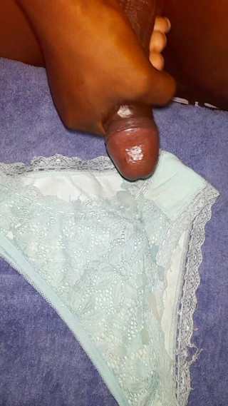 Islandvibes69: Jerking off S11 E4