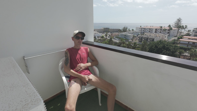 Big dick dadddy: Risky Big Dick Wank Outside on My Balcony