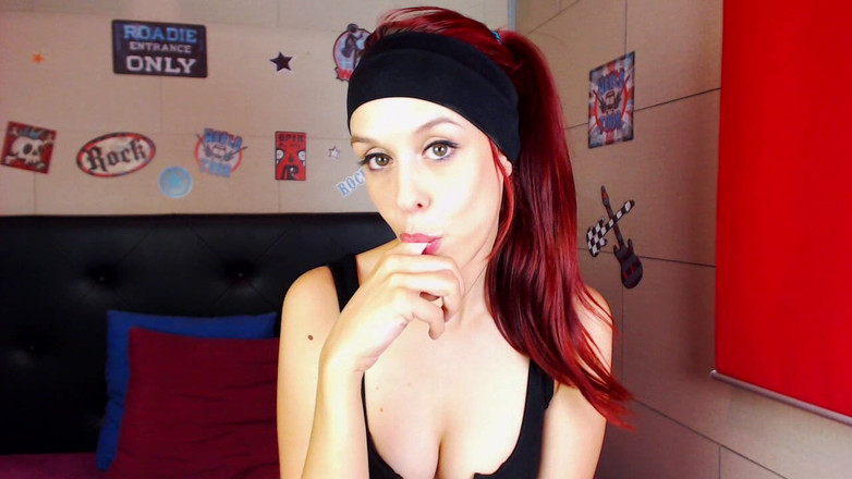 Candystart Videos: Usta i lizanie fetysz