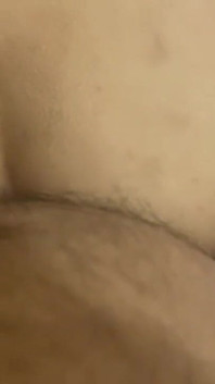 Büyük Götlü Asyalı Orta Yaşlı Seksi Kadın Durmadan Götünü Sikiyor Ve Çığlık atıyor Bölüm 1
