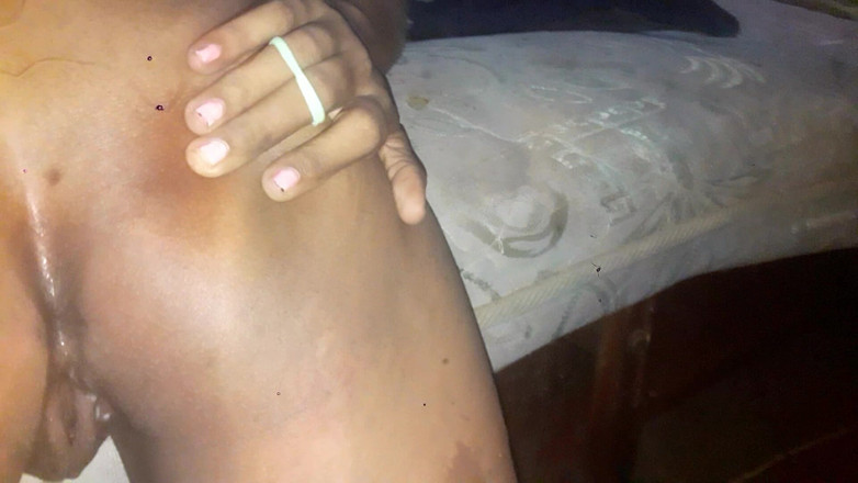 Tina Baby: Mẹ kế Sri lanka nện lỗ đít