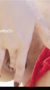 Řekla, že můj penis není tvrdý Enough.so nechala mě sledovat tanec