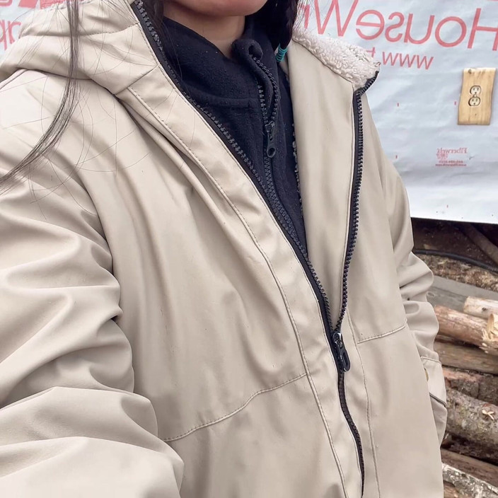 sweethanajapanese: Go Outside Then Pissing Pussy Show up