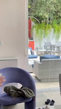 Tiffany Leiddi ve Nephael ile lezbiyen seks