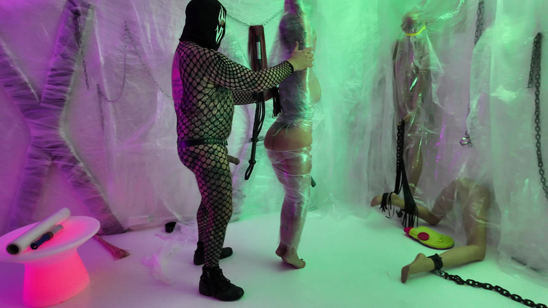 EdgesOfReality: Wikkel haar in en gebruik haar