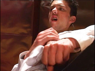 Boy Zone: Chlap pracuje na jeho šachtě