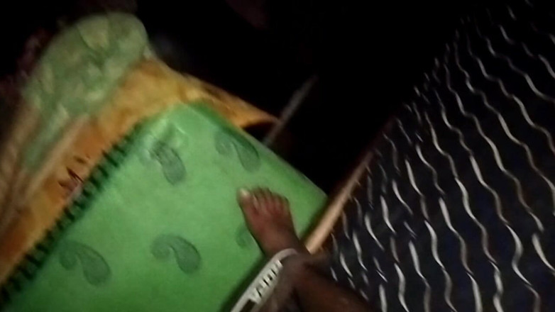 hotsimran70: Une bhabhi desi se fait baiser dans sa chambre