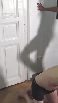 Tyto boty jsou na kopání! Nakopte otrokyně arogantní kožešinové boty děvky!