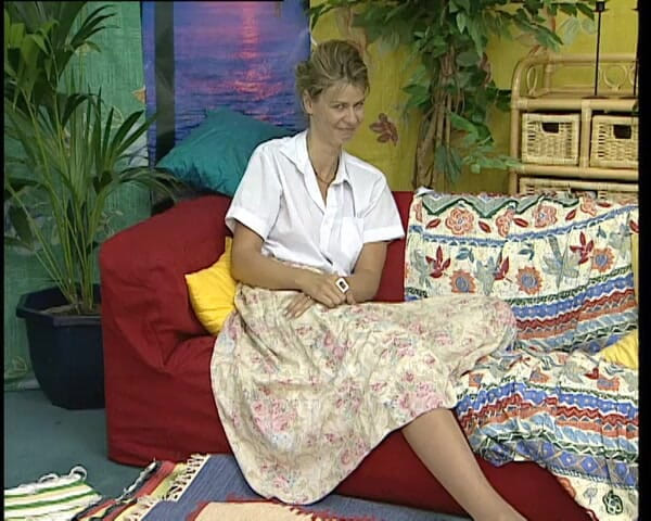 YOUR FIRST PORN: Eine Reife Dame nombra a Carmen en softclip - una señora...