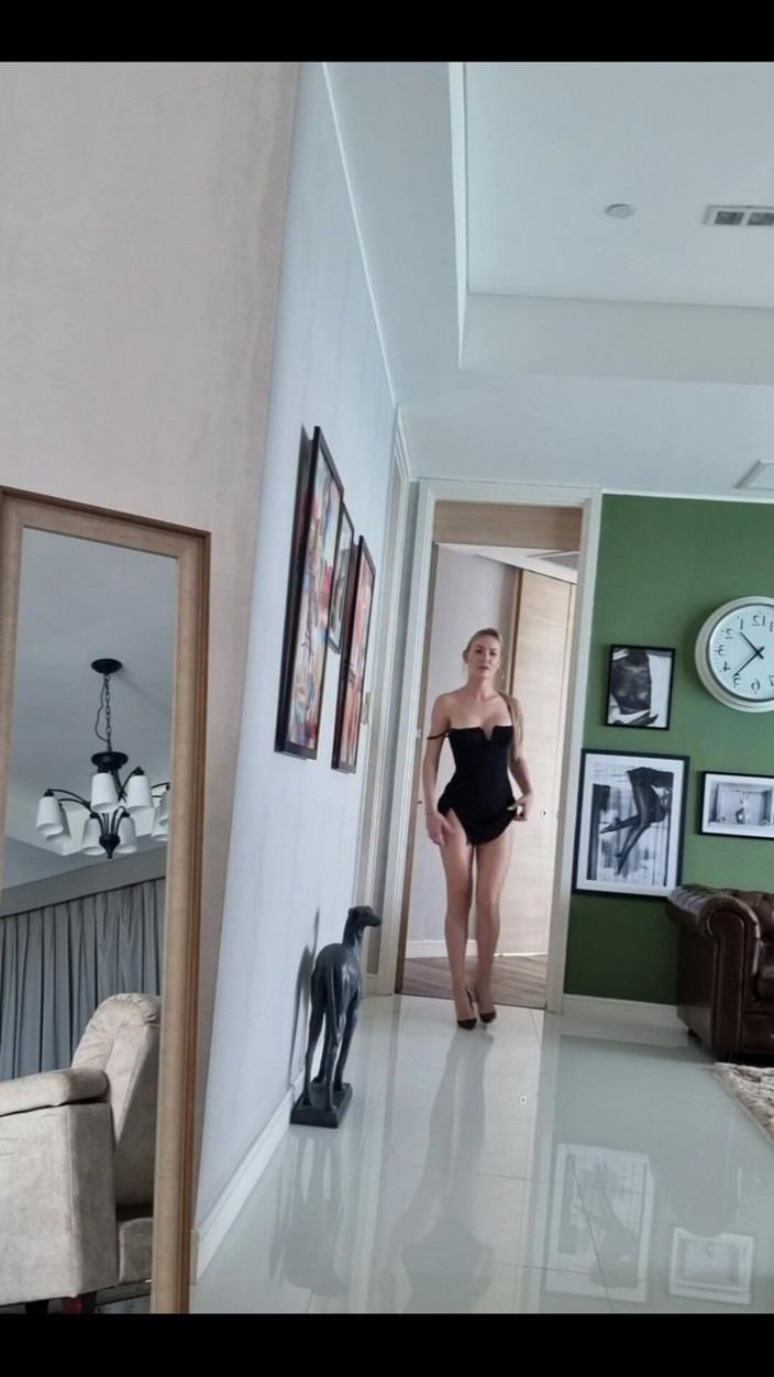 Angel The Dreamgirl: Ангел