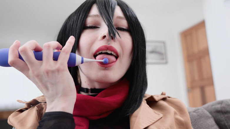 Karneli Bandi: Troia mikasa ti mostra come usare i suoi buchi