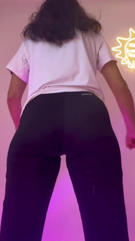 Las Nalgas De Mi Cunada Esta Muy Ricas