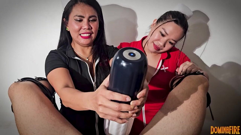 DominaFireOfficial: Munto da 2 infermiere con Svakom Alex Neo 2