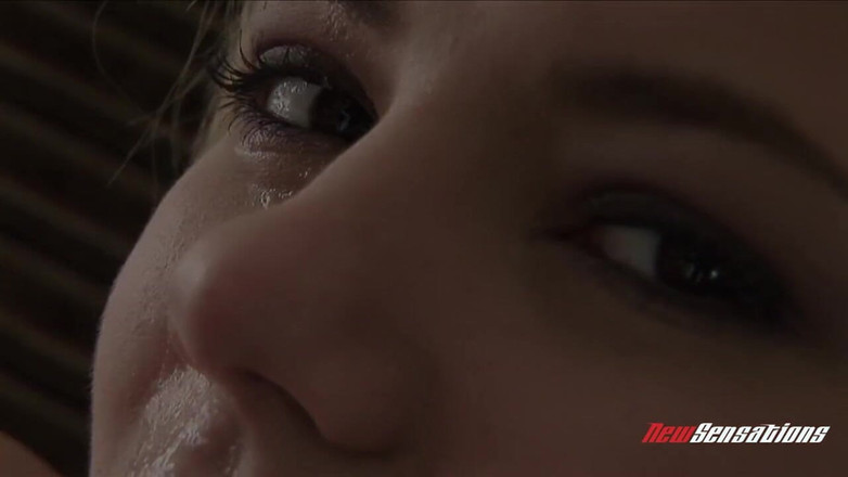 Ashlynn Brooke: Ashlynn Brooke - związany z zadowoleniem # 01