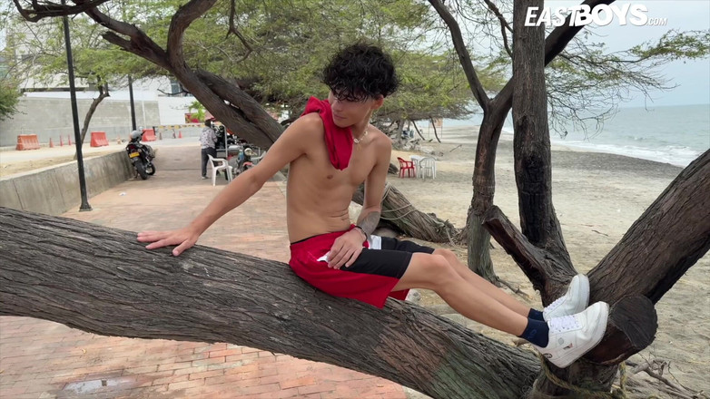 East Boys studio: 20 Guys - 25 Cumshots - 2025