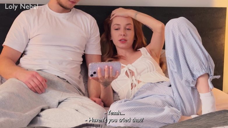 Loly Nebel Studio: Atrapó a su hermanastra viendo porno y la folló