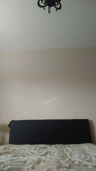 Sissymaid Cindy bawi się swoim dildem i cipką