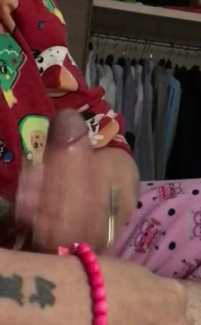 Lucky70: Relaxando punheta