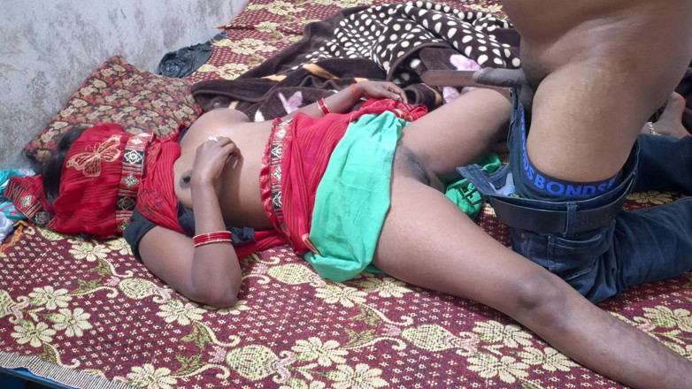 ExcitedWomen: Ibu rumah tangga seksi india dicrot di dalam