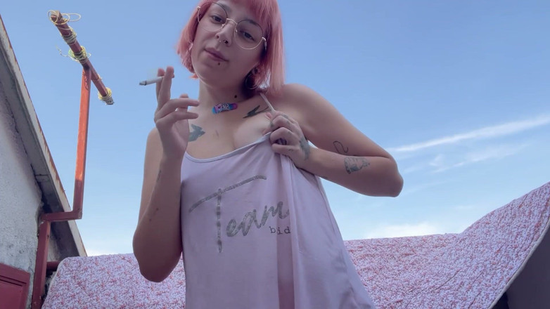 lanalovacutie: Smoking-and-teasing-you