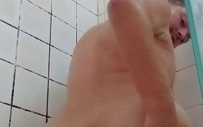 Marcosninfo: Prends une douche torride dans le froid pour réchauffer ta...