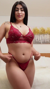 I Seduce My Roommate to Give Me a Delicious Fuck