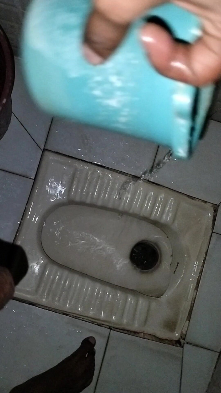 Gorakhpur: Wife Ke Muh Me Dal Diya