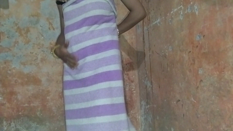 Cute_bhabhi14: Une demi-sœur desi indienne sexy se fait baiser dans un...