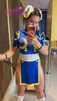Cosplay Chun-li! Hãy Theo Dõi Tin Tức Trên Trang Của Tôi!