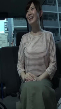 Momoka - pick-up gospodyni domowej vol. 1