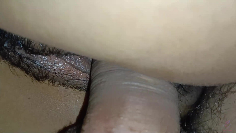 LetsFbaby: 饥渴的继妹喜欢继兄的大鸡巴