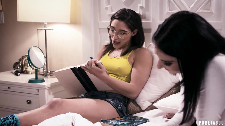 Pure Taboo: PURE TABU - Zwiastun park tabu część 3: Abella Danger, Kenzie Reeves,...