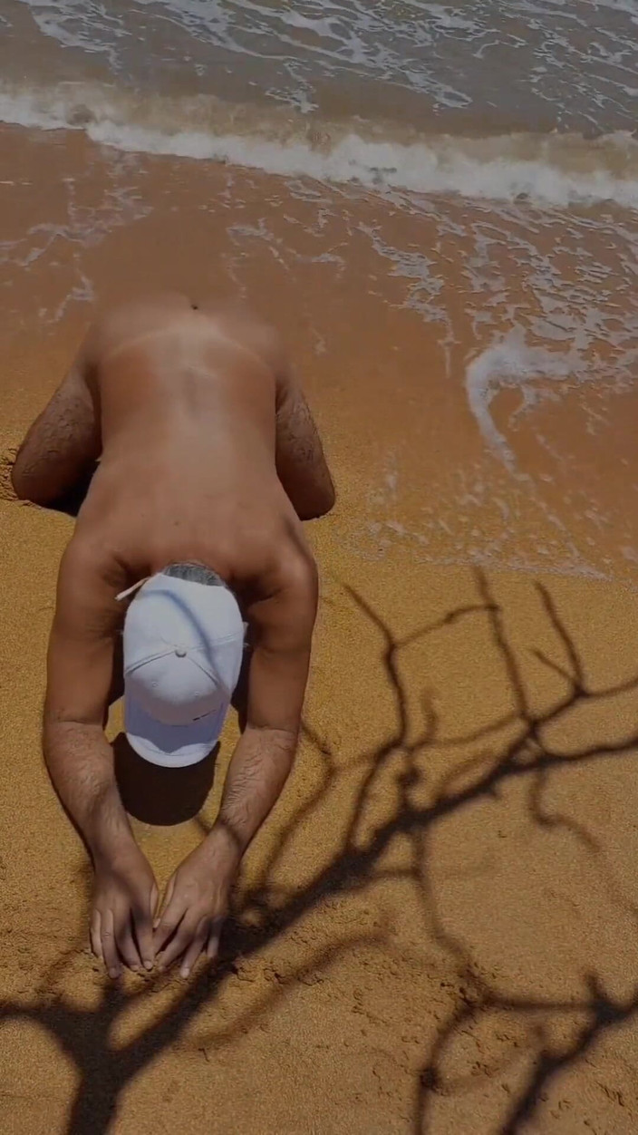 Ladysilvas: Ladysilva na plaży pełnej napalonej, aby przelecieć jej gorącą dupę