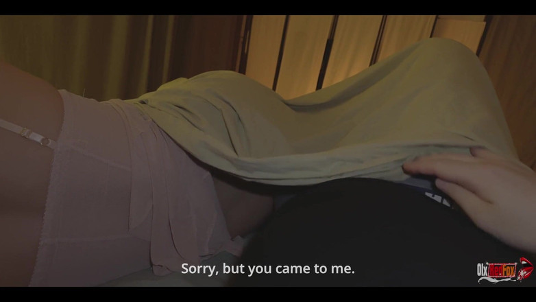 OlxRedFox: मैं अपनी सौतेली मम्मी के साथ बिस्तर साझा करता हूं। उसकी चूत और बड़ी गांड चोदी