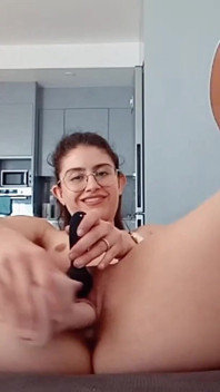 Persembahan langsung di Keds Sneakers kongkek dildo keras