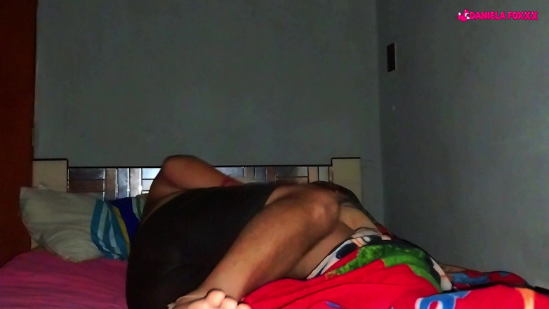 danielafoxxx: I'll Fuck My Stepsister by Sneaking Into Her Room at...