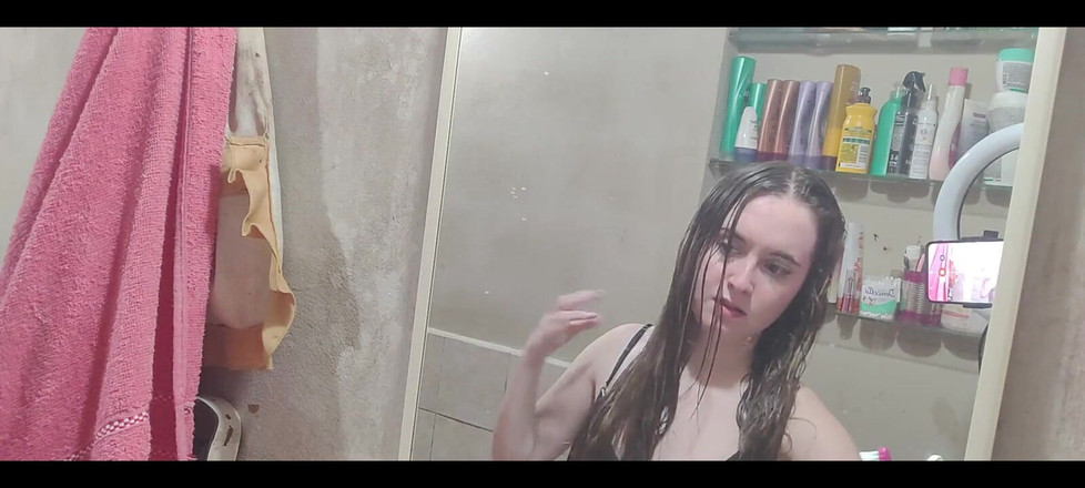 RavenHearth666VIP: 濡れた髪をブラッシングする