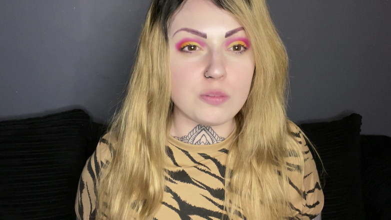 Miss Valentina: Me encanta gastar tu dinero