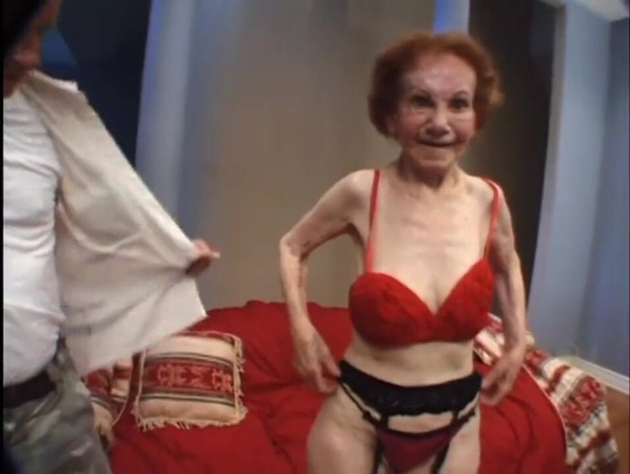 XTime Vod: The very old woman orgy party (Full original movie)