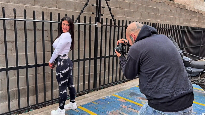 FelipeSkullX: Buổi Chụp Ảnh Với Người Hàng Xóm Của Tôi Mất Kiểm...