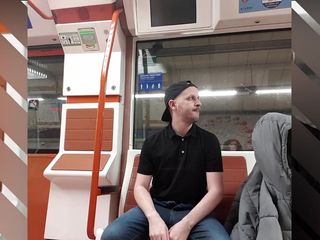 Xisco: Metroda mastürbasyon yaptım!