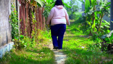 Aria Mia: Arabská bbw sexy vysokoškolačka s velkým zadkem ošukaná spolužákem!