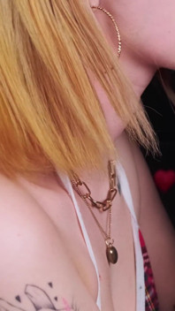 Ragazza ragazzo - Insegnante sexy con studentessa su una sedia! Scopami in ogni tipo di posizione! POV