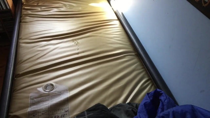 Aussie bi boy: Another jack-off cum on waterbed vid