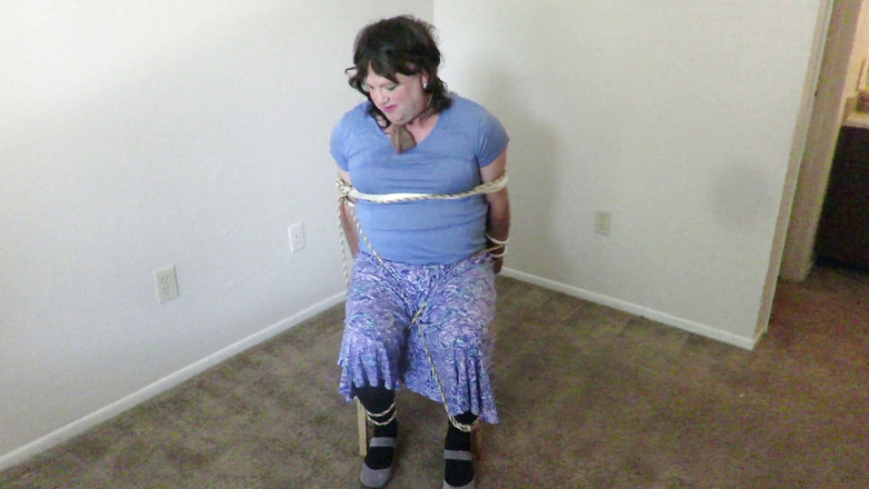 BBW nurse Vicki adventures with friends: Ach, žádná Brittney není zajatá, chudá damsel v nouzi