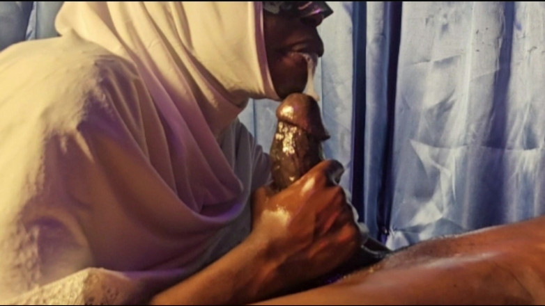 Naturelle Chocolat: Od té doby na schodišti se prostě nemůžu nabavit velkého černého...